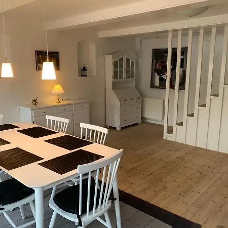 Villa Aalsgaarde Alsgarde